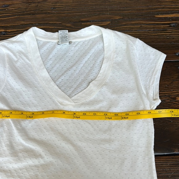 Banana Republic Cream Colored Cap Sleeve T-Shirt Size M - Picture 4 of 6